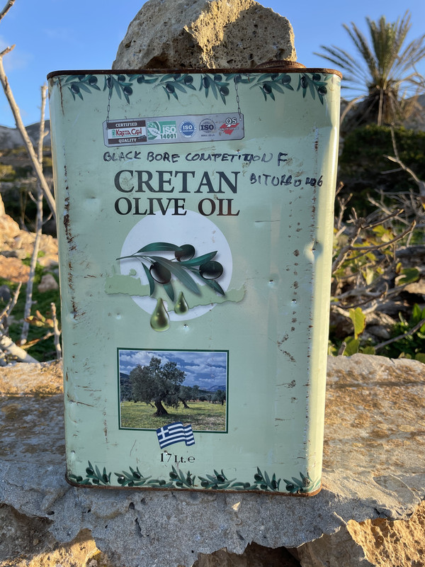 F99E37B2-5D75-41D6-8A1A-496640903EDB