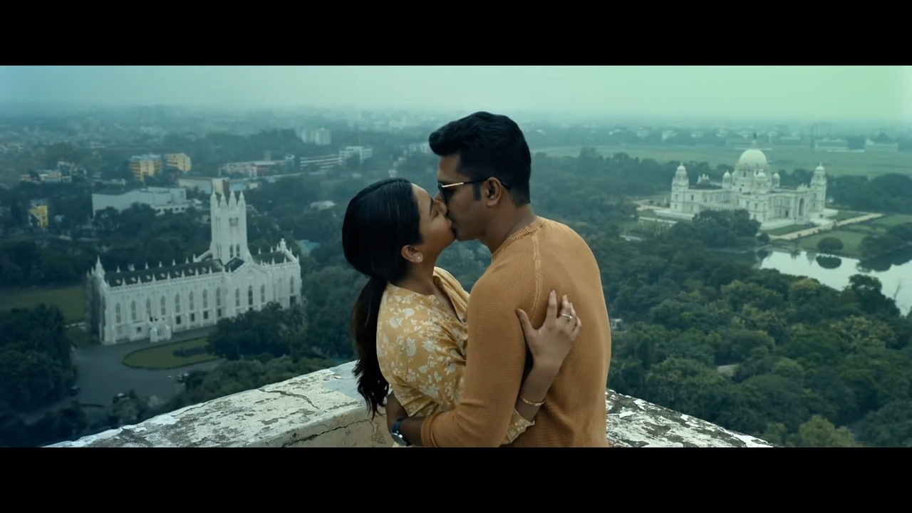 [Image: Jaya-Ahsan-Dawshom-Awbotaar-00-00-02-05-Still002.jpg]