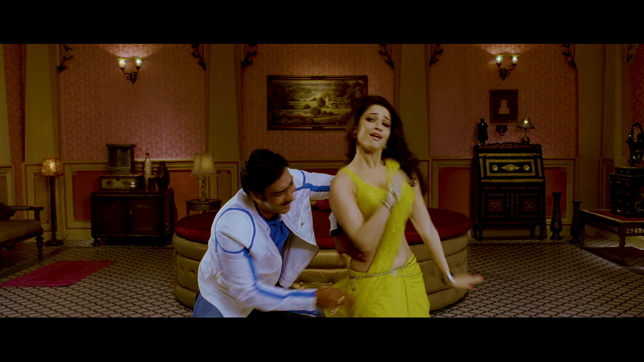 [Image: Tamanna-Hot-Song-From-Himmatwala-Taki-O-...-21-54.jpg]