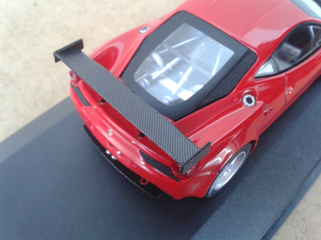 2011 Ferrari 458 Italia GT2 Street (Hot Wheels Elite) (9)