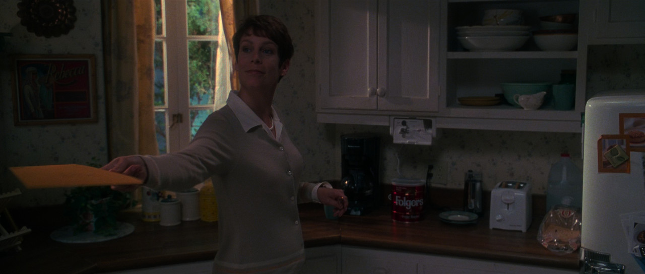 Halloween H20 - 20 Years Later (1998)-00_15_50-22796