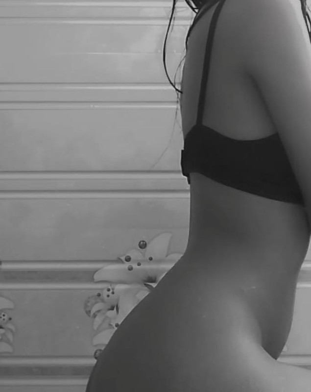 photo 6109135832741957715 y