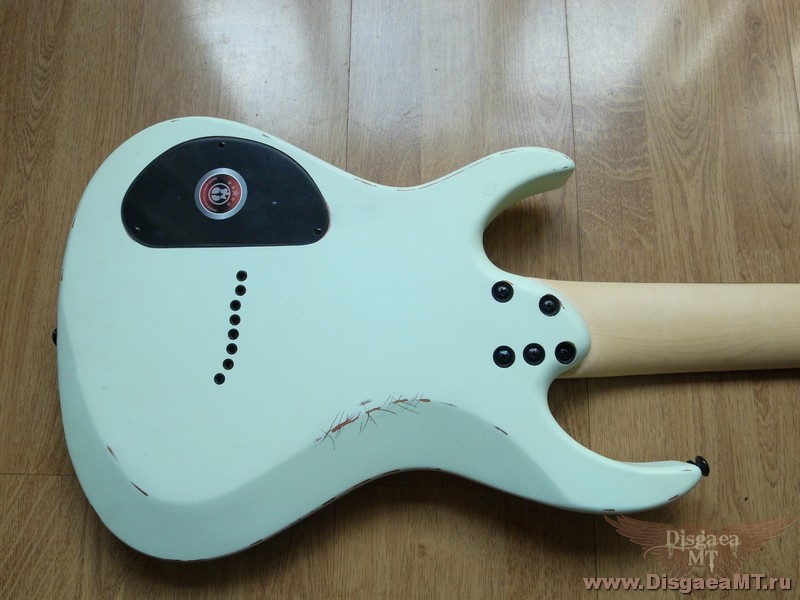 Kraken_Octa_RF_Relic_8_string_2nd-wht-mt_020