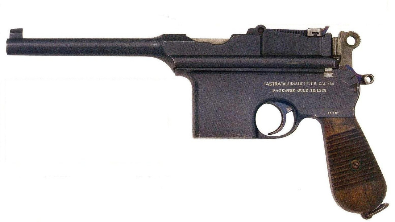 33 Astra 901