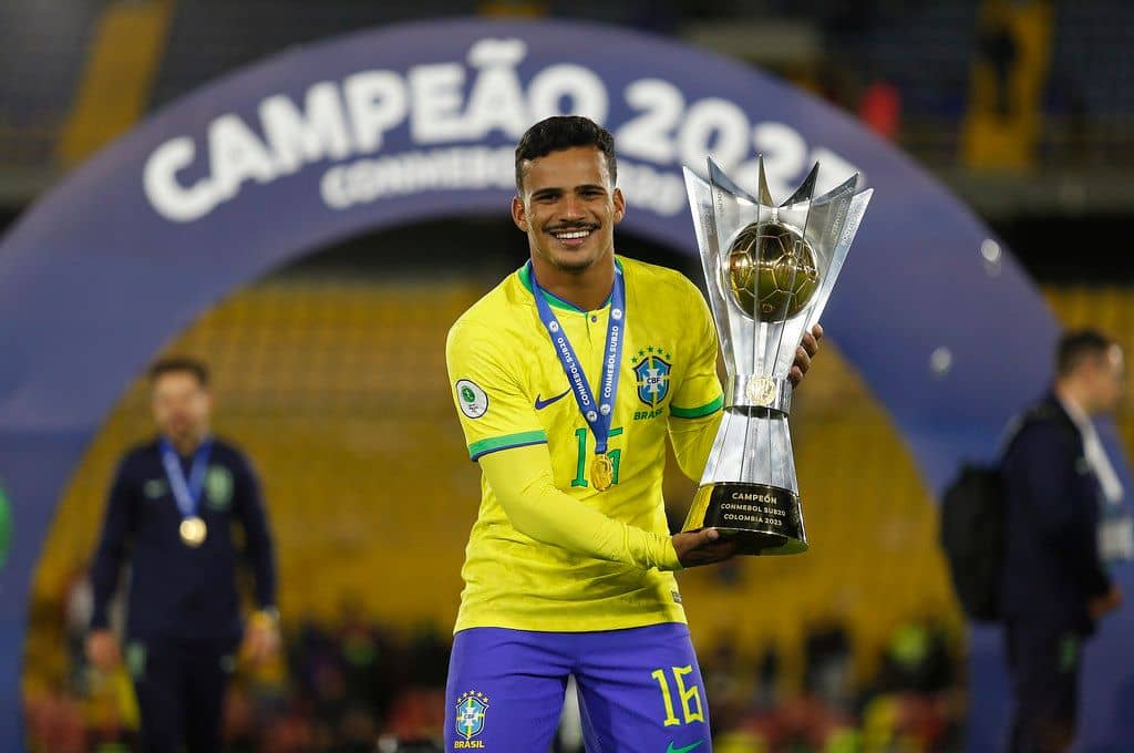 Kaiki foi campeão do Sul-Americano Sub-20 pela Seleção Brasileira. Rafael Ribeiro/CBF