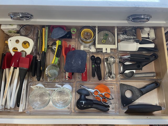 How to Organize Kitchen Drawers and Cabinets