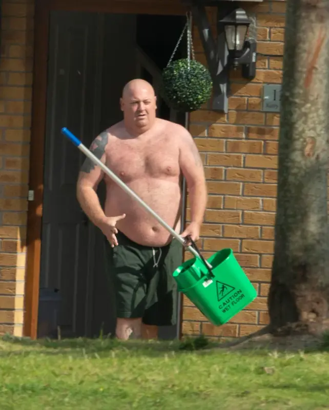 7A7C38A6-30A5-43BF-B120-9FA6FF01F037