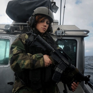 rsz-1655864-download-free-women-soldiers