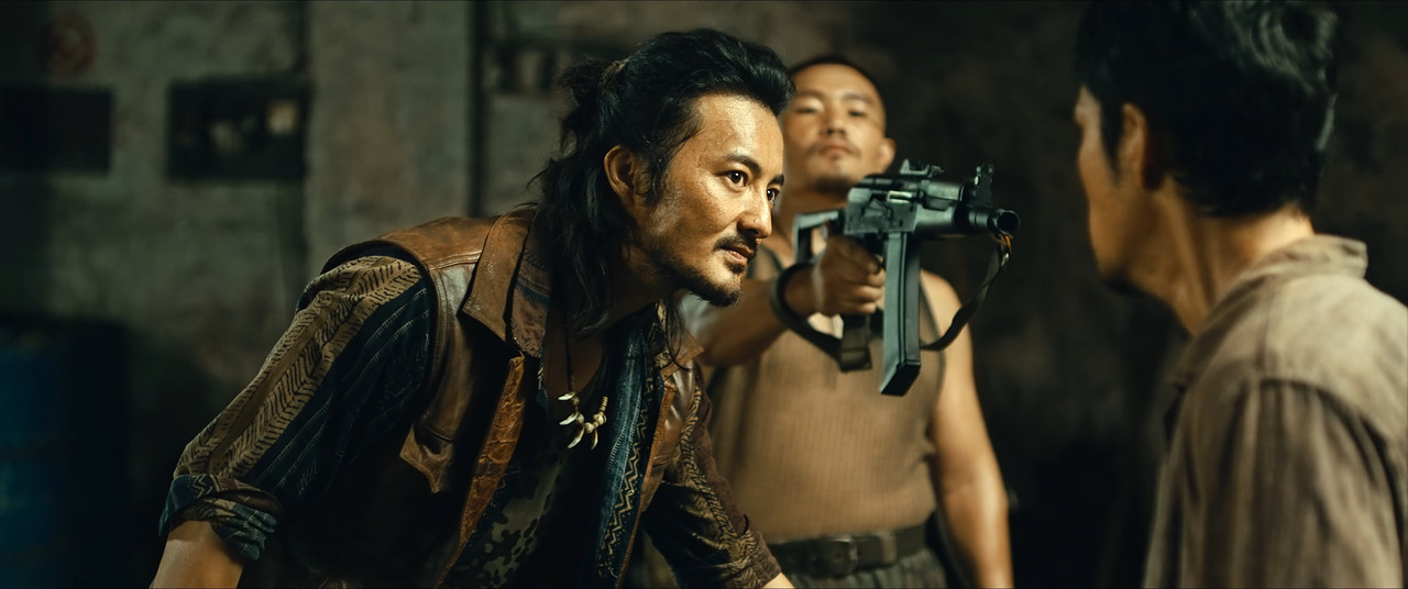 Ultimate.Mission.2025.V2.2160p.WEB-DL.H265.DTS-QuickIO (Vietsub).mkv_snapshot_00.44.06.542