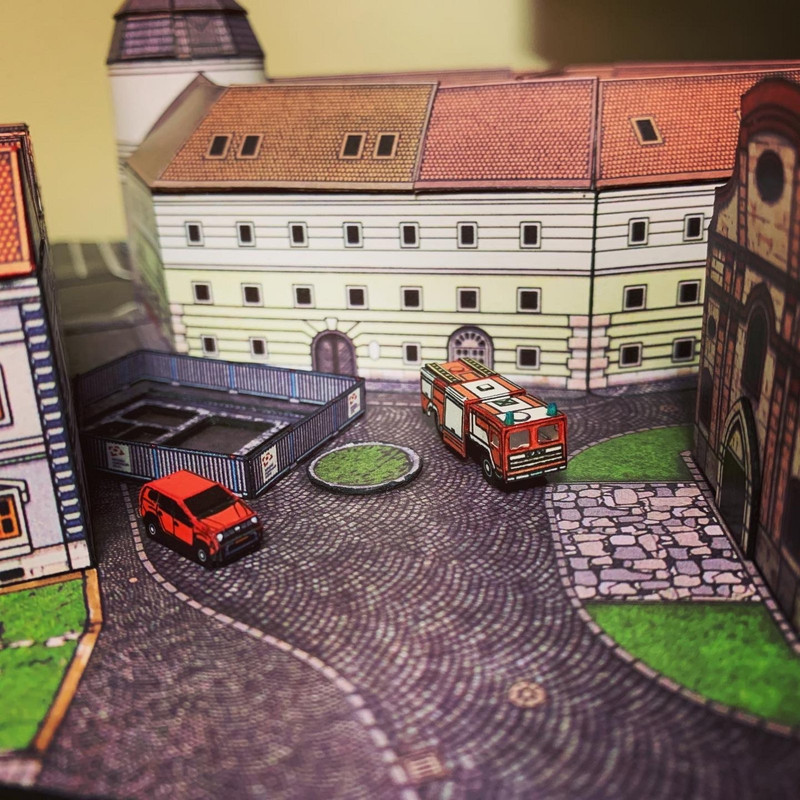 4E6577F7-B508-469F-9D3F-22F1E1EB7E7E