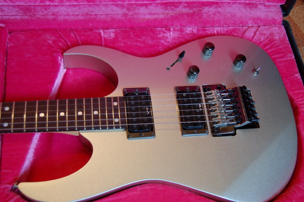 0_fbc62_40c95acf_orig