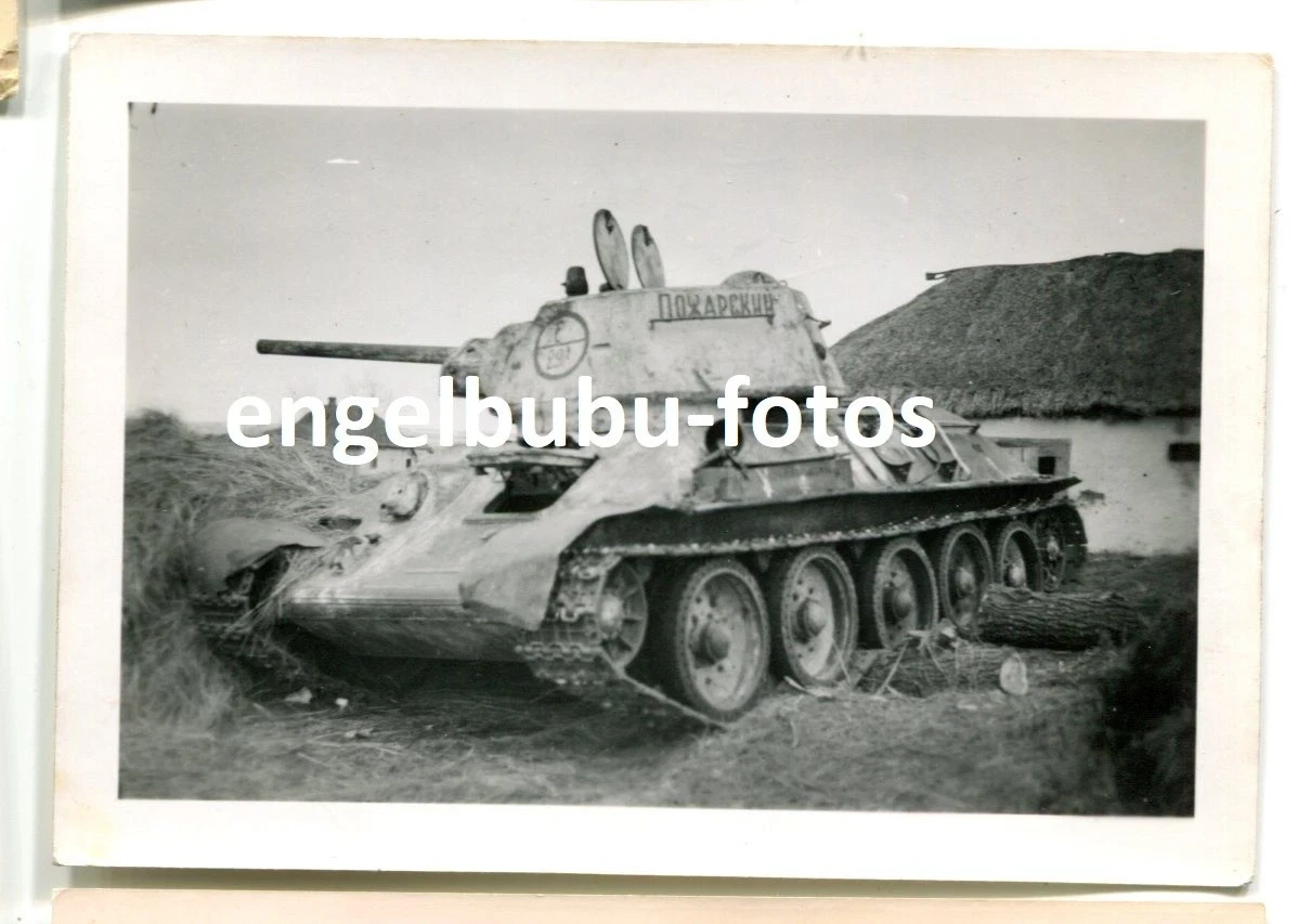 FOTO PANZER Einsatz Panzer Regt russischer Panzer T 34 mit Eigenname