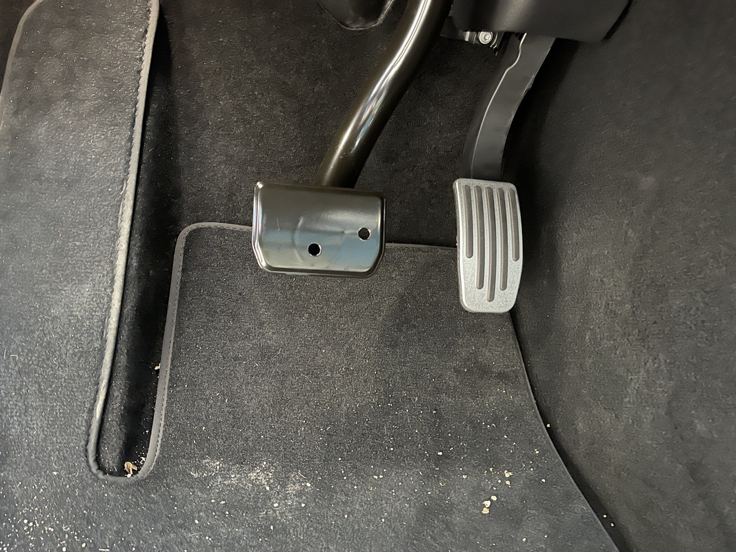 F00704E4-647E-4D34-8CB7-194287081C5C