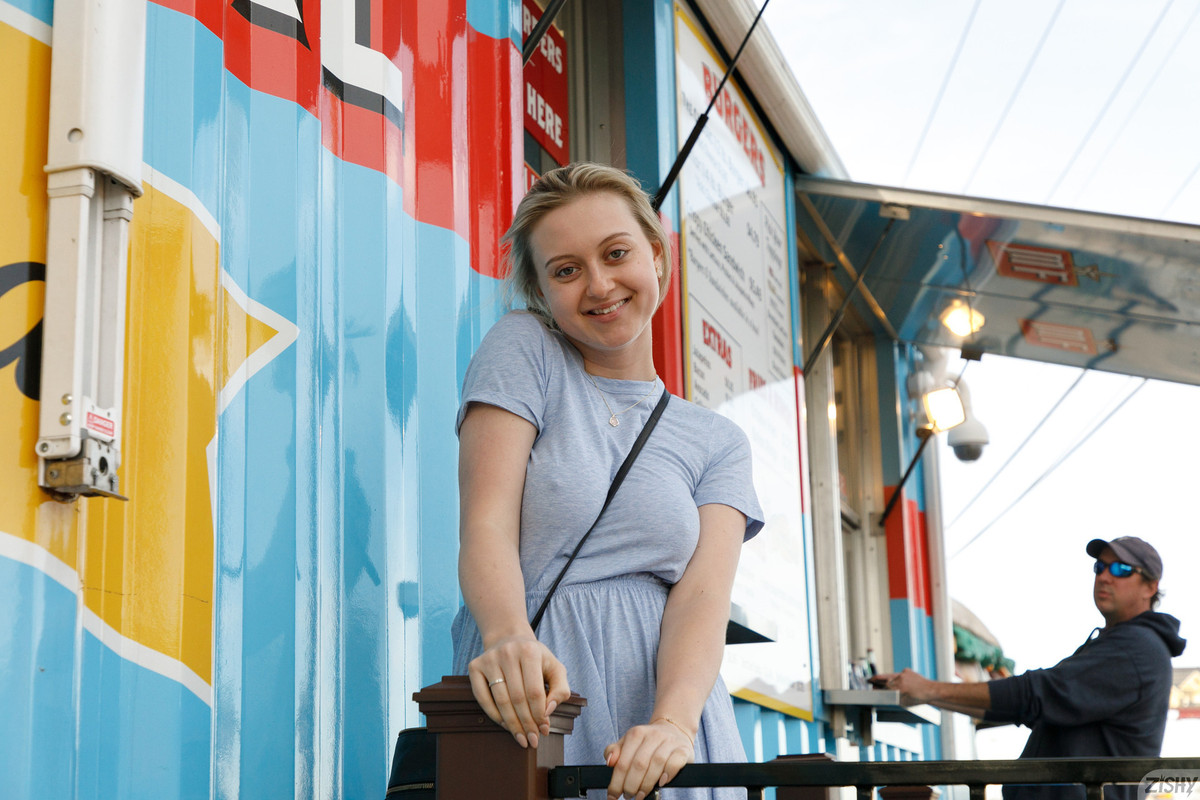 full_004_1853060901318879