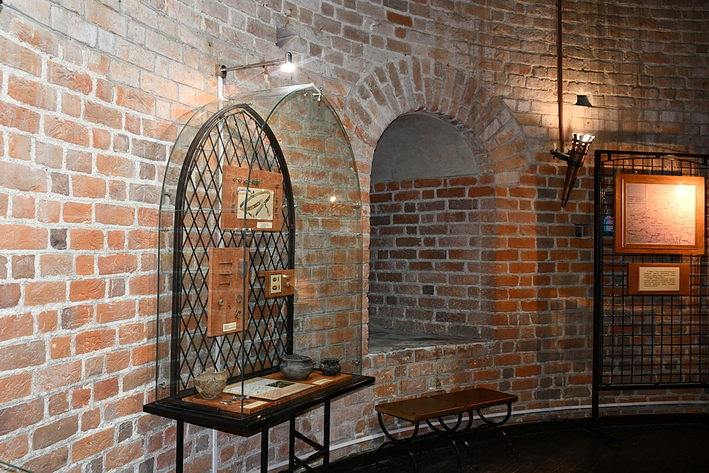 https://i.postimg.cc/zGzcJNDF/2.jpg