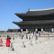 사계의봄등장인물