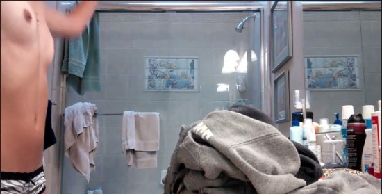 [Image: Voyeur59785110853.jpg]