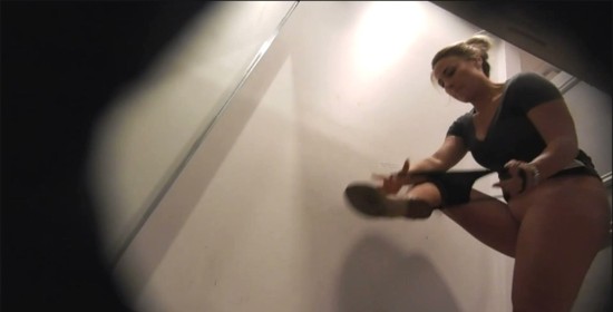 [Image: Voyeur58795100233.jpg]