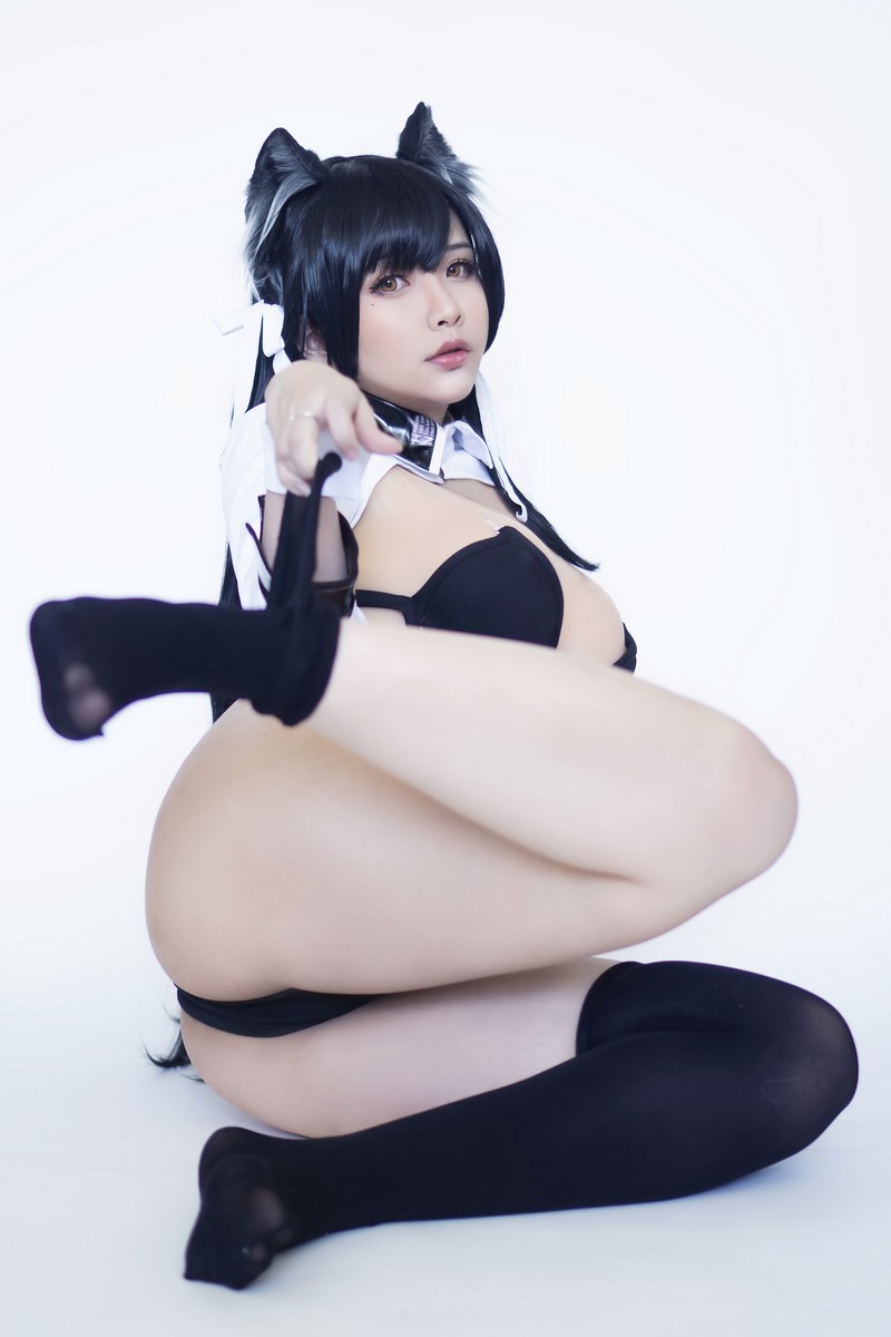 Hana Bunny 爱宕赛车女郎 Cosplay写真｜Azur Lane Atago Race Queen 高清图集[9P-24.1M]插图7