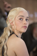 emilia-clarke-game-of-thrones-04