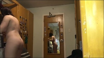 [Image: Voyeur24325094914.jpg]