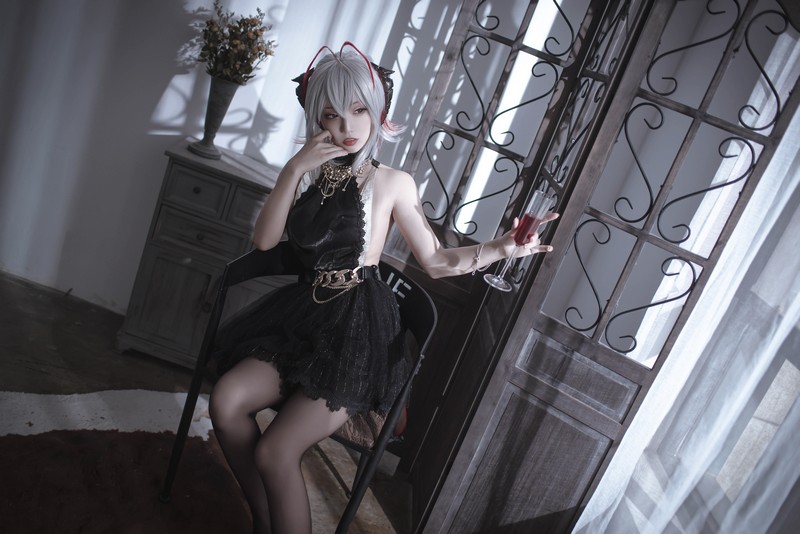 切切Celia 明日方舟 W 礼服 Cosplay 高清写真 20P插图6