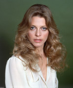 lindsay-wagner-d92