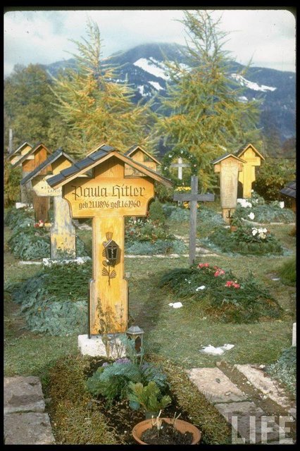 Tumba de Paula Hitler cementerio de Schönau en Berchtesgaden