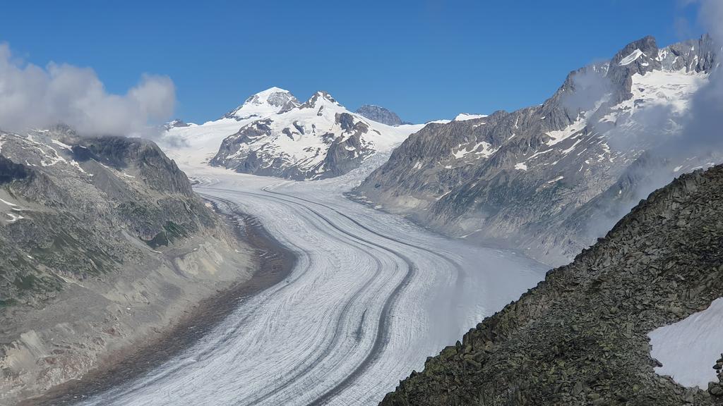 3 PERSPECTIVAS DEL GLACIAR ALETSCH: FIESCHERALP - BETTMERALP- RIEDERALP - CÓMO SUIZA NOS ATRAPA POR 5º VERANO CONSECUTIVO + CARENNAC Y LOUBRESSAC (1)