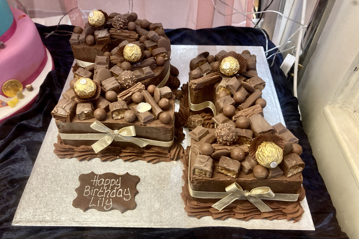 2FBB6047-DAF4-468F-BD00-C4B017FF6192