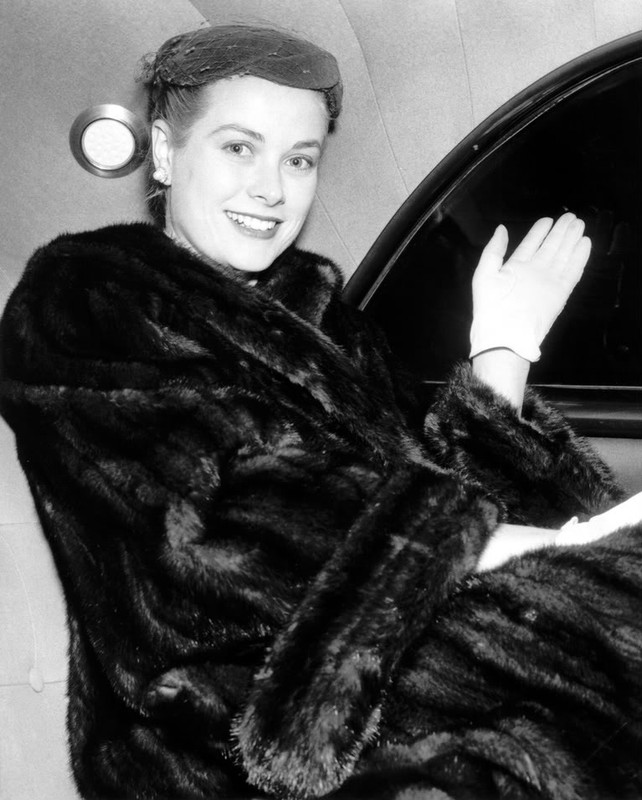 GraceKelly_me61