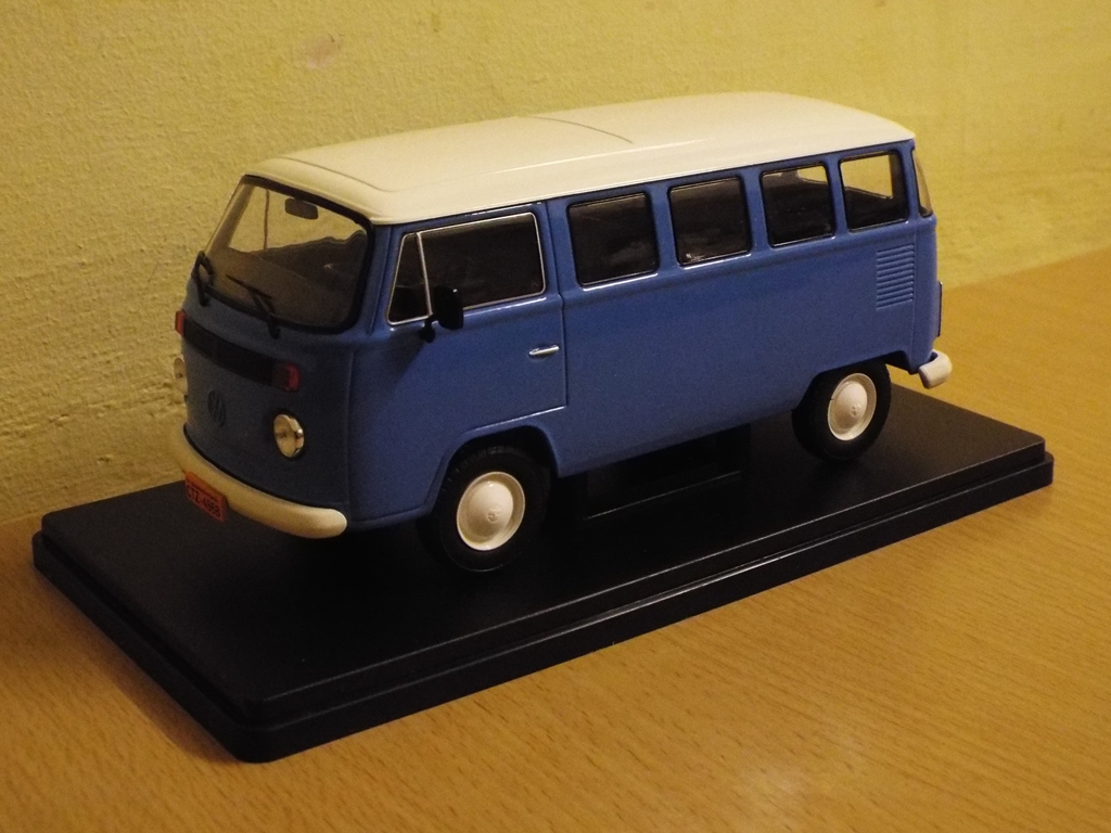 Salvat_BR_VW_Bus_(1).jpg