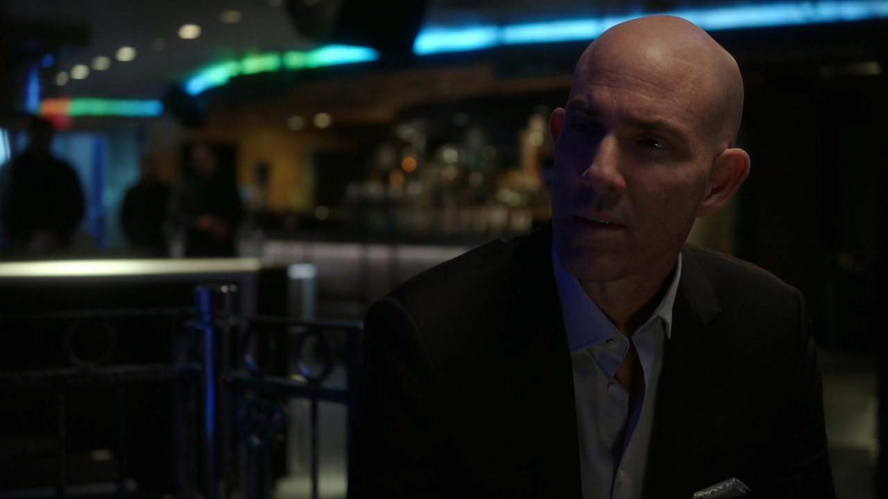 Elementary (2012) - S06E14 - Through the Fog (1080p AMZN WEB-DL 