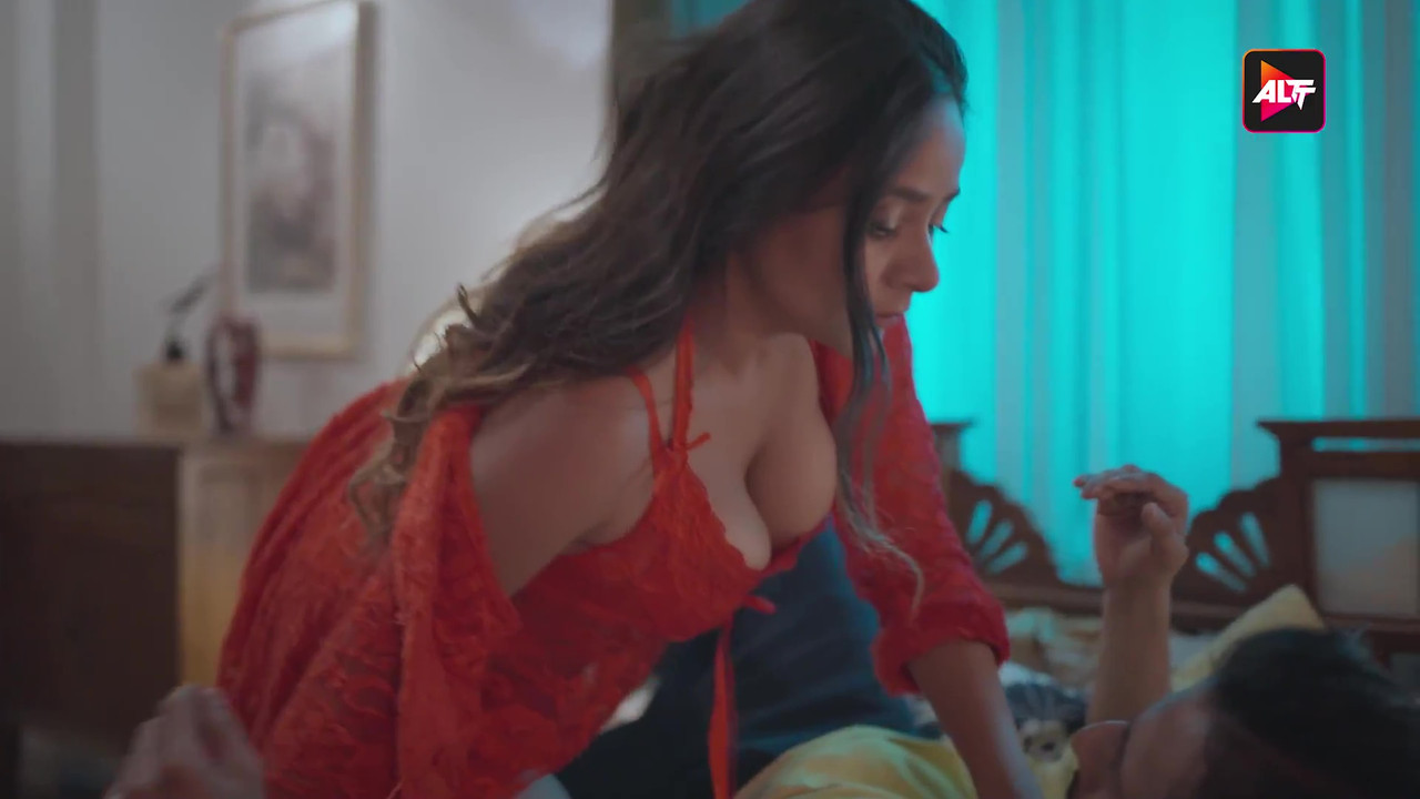 vlcsnap-2025-05-13-01h37m12s122