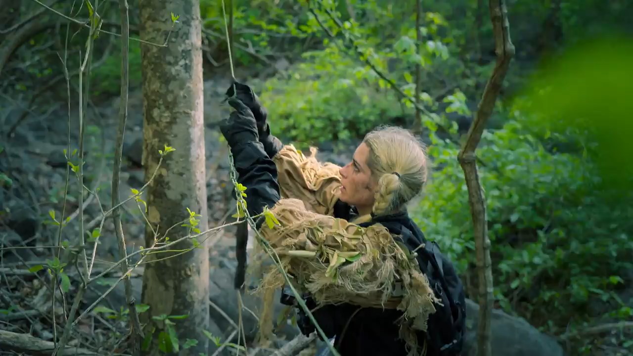Celebrity Bear Hunt (2025) Season 1 [Hindi + English] WebRip 480p 720p ESub - Complete Screenshot
