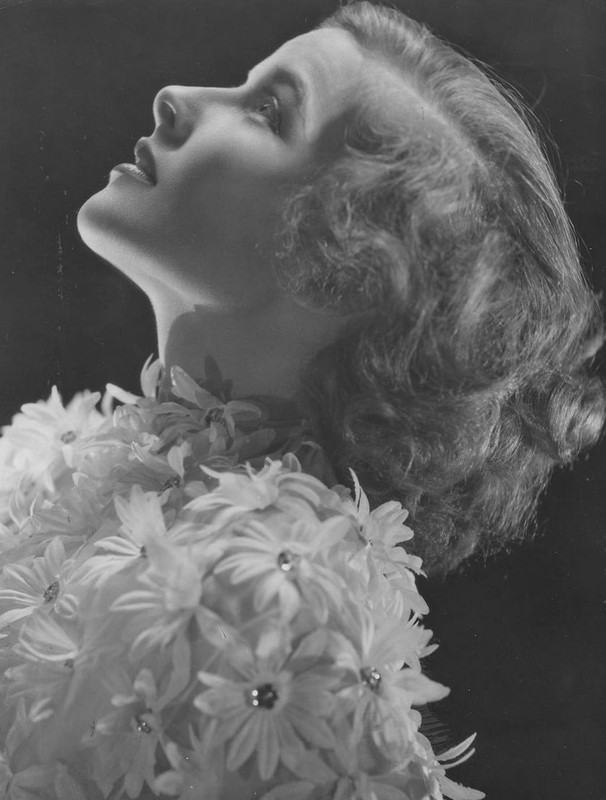 katharine_hepburn_mb77