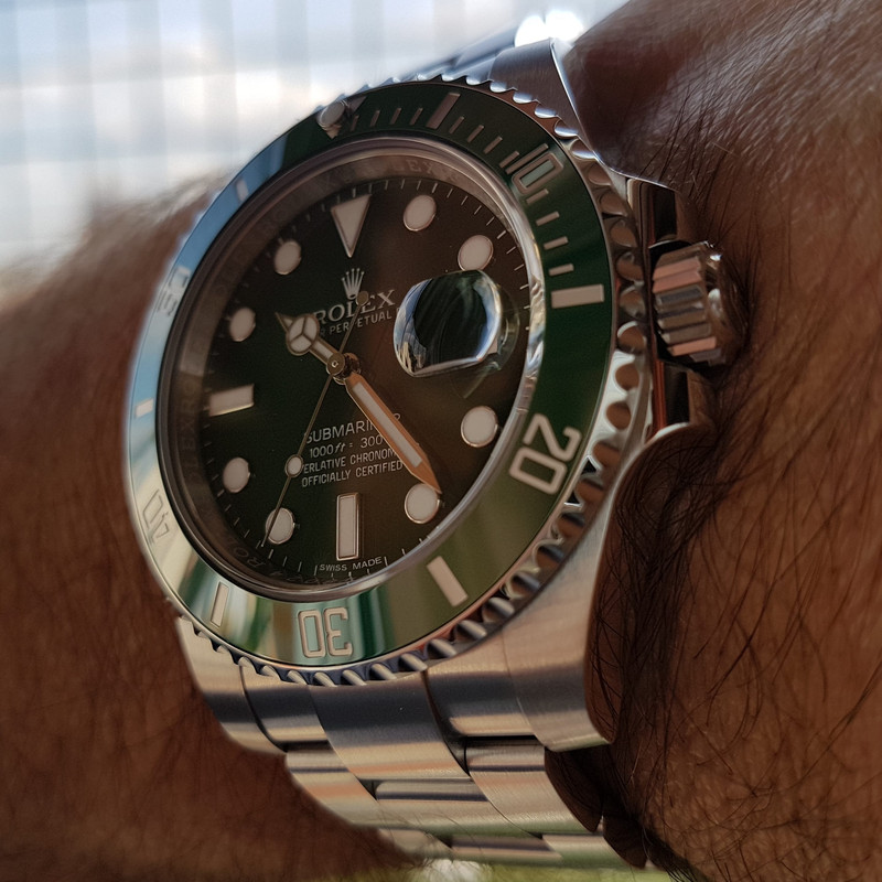 Rolex Submariner 40 mm 300M Cal. 3135 Ref. 116610LV (3)