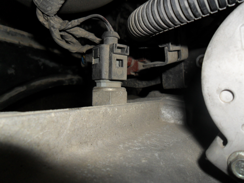 reversing light switch 5