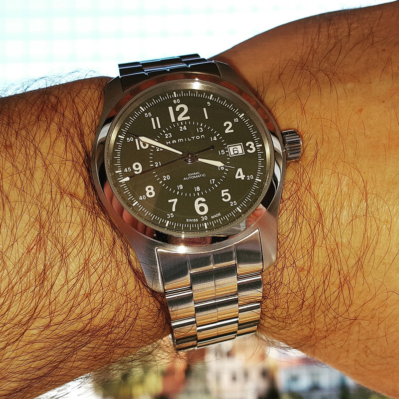 Hamilton Khaki Field Auto 42mm 100M Green Dial Cal. H10 Ref. H70605163 (1)