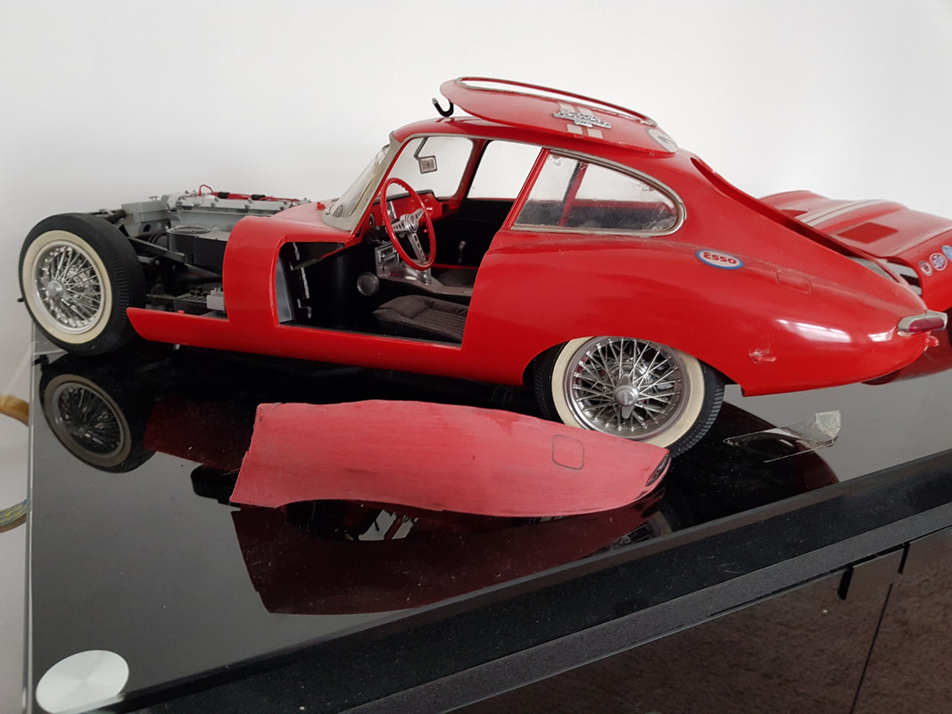 Monogram 1/8 the jaguar xk-e GT sports coupe モノグラム Monogram 1/8 the jaguar xk-e GT sports coupe モノグラム