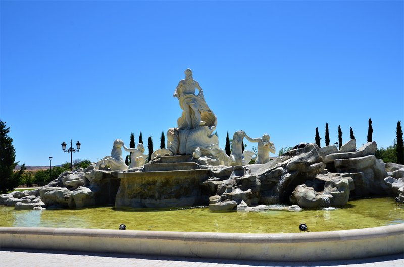 PARQUE EUROPA-2010/2015/2021-MADRID - Paseando por España-1991/2017 (42)