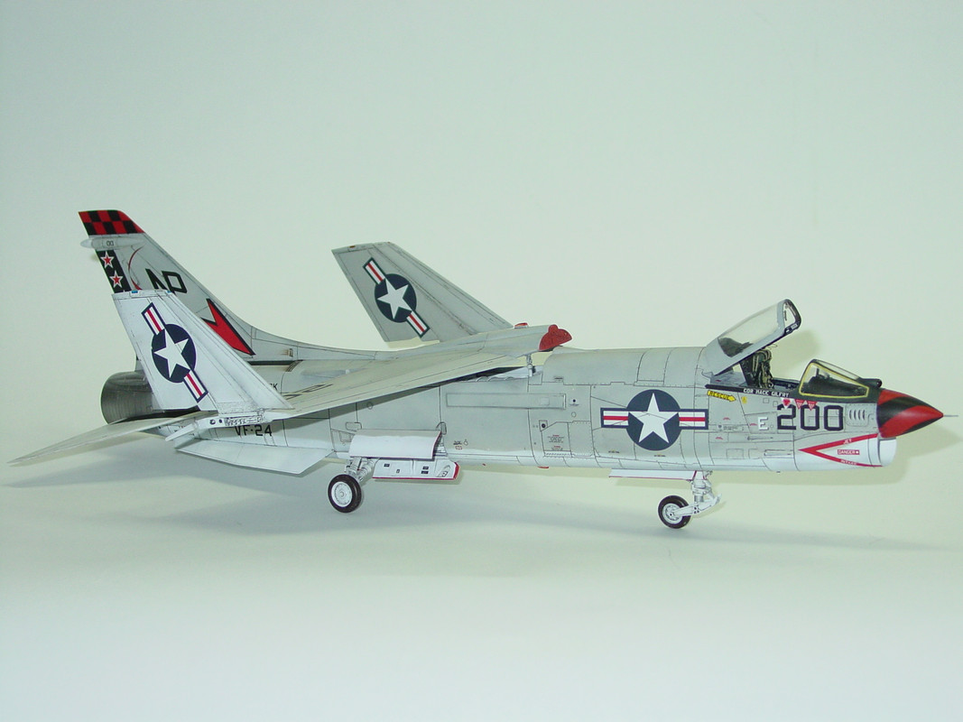 Hasegawa F-8J Crusader - Aircraft - Finescale Modeler Forum Hasegawa F-8J Crusader - Aircraft - Finescale Modeler Forum