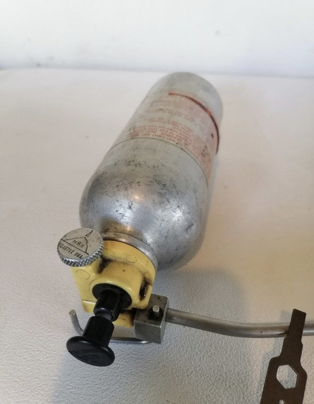 ADCDB08D-02DC-4529-828D-3100912ACA87