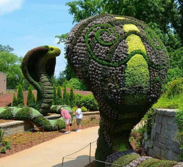 0e965d0c016f0d8905e6a190c86d877f-topiary-garden-garden-art