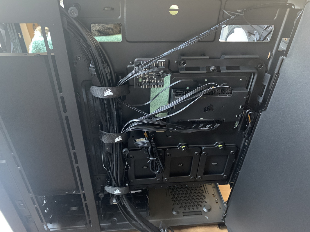 AE4244EE-6C0B-441E-867F-30D307C3E084