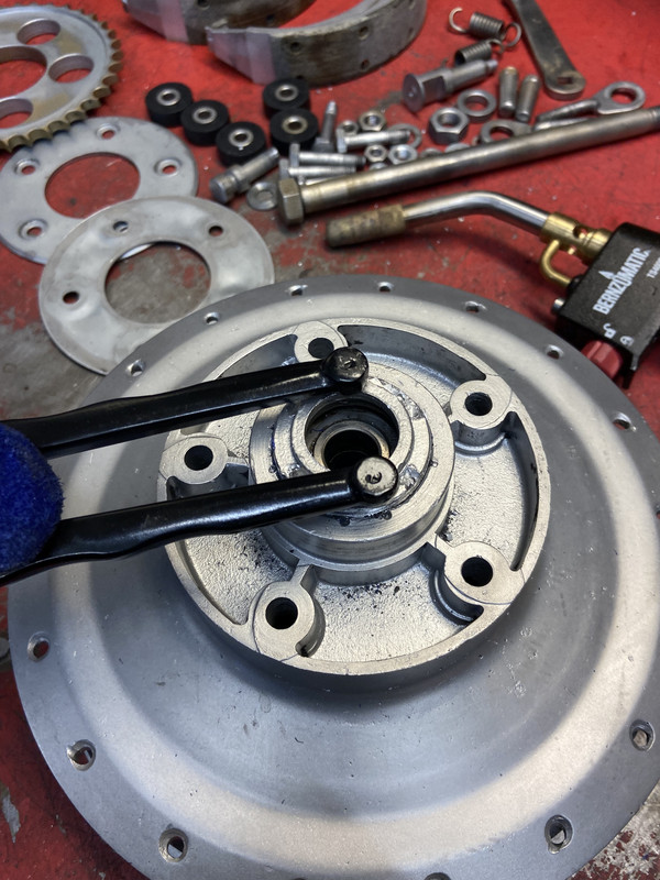 318695FA-48F2-4972-8C26-D7616CFD4627