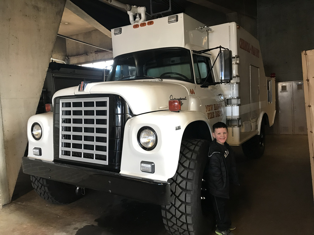 FFDD8B9F-F992-4D42-947B-A00A81737D71