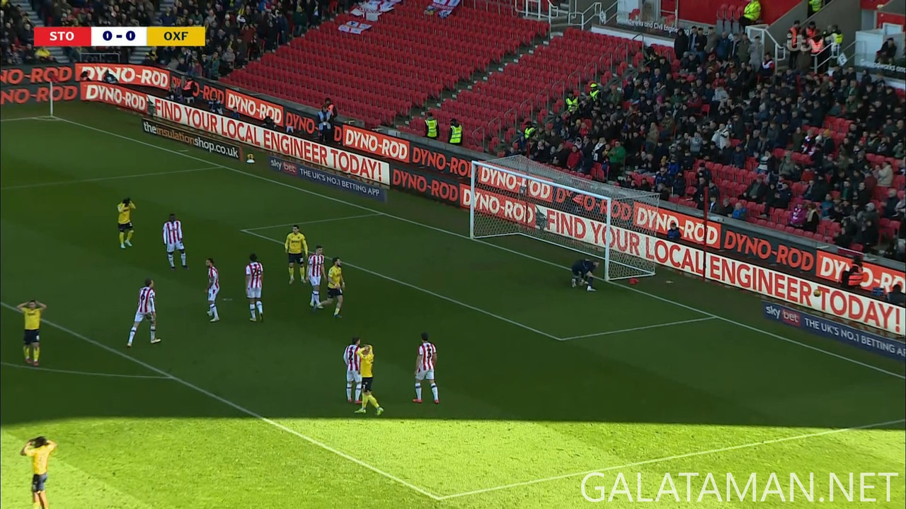[Image: 01-26-00-25-00-ITV1-HD-English-Football-...18-703.jpg]