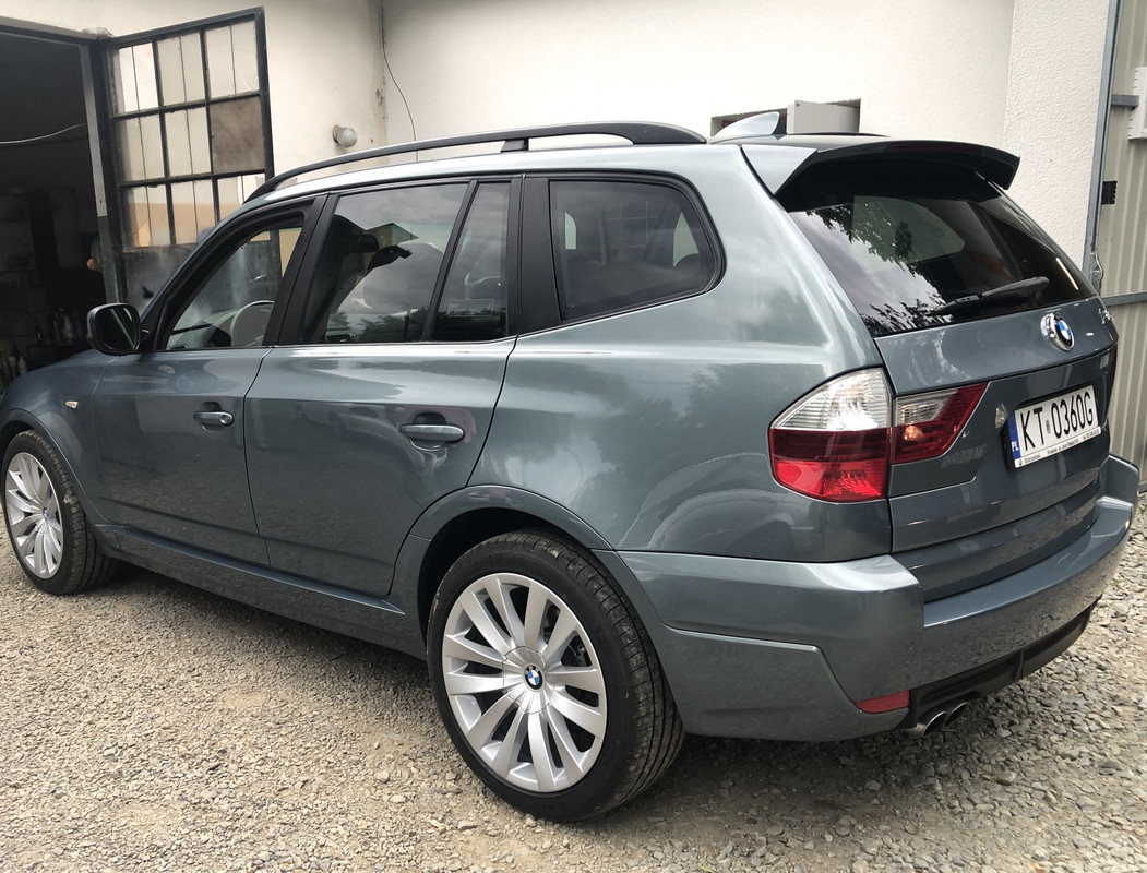 C8A835EB-F433-4338-ACA3-39E16F1A1907