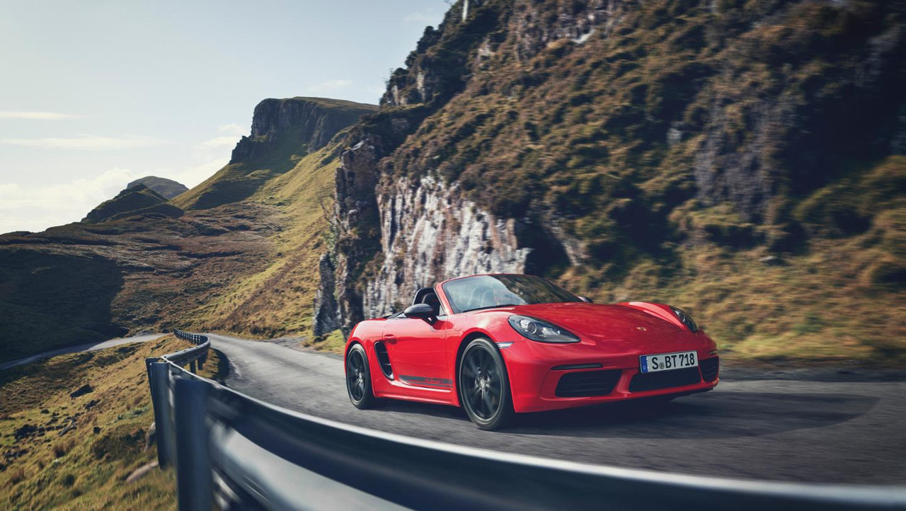 Porsche 718 Cayman T & Porsche 718 Boxster T (11)